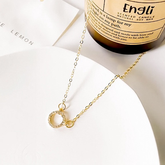 🔴𝟭𝟬/$𝟮𝟱🔴NEW Rhinestone Circle Charm Necklace - Picture 5 of 13